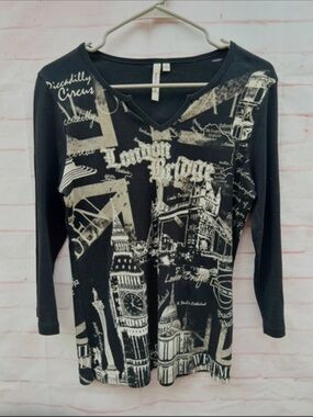 Vtg Susan Lawrence Size L Black beaded London Graphic V-Neck Long Sleeve Top